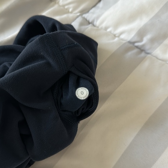 Lulu Lemon, Align Leggings, Navy - Picture 4 of 5